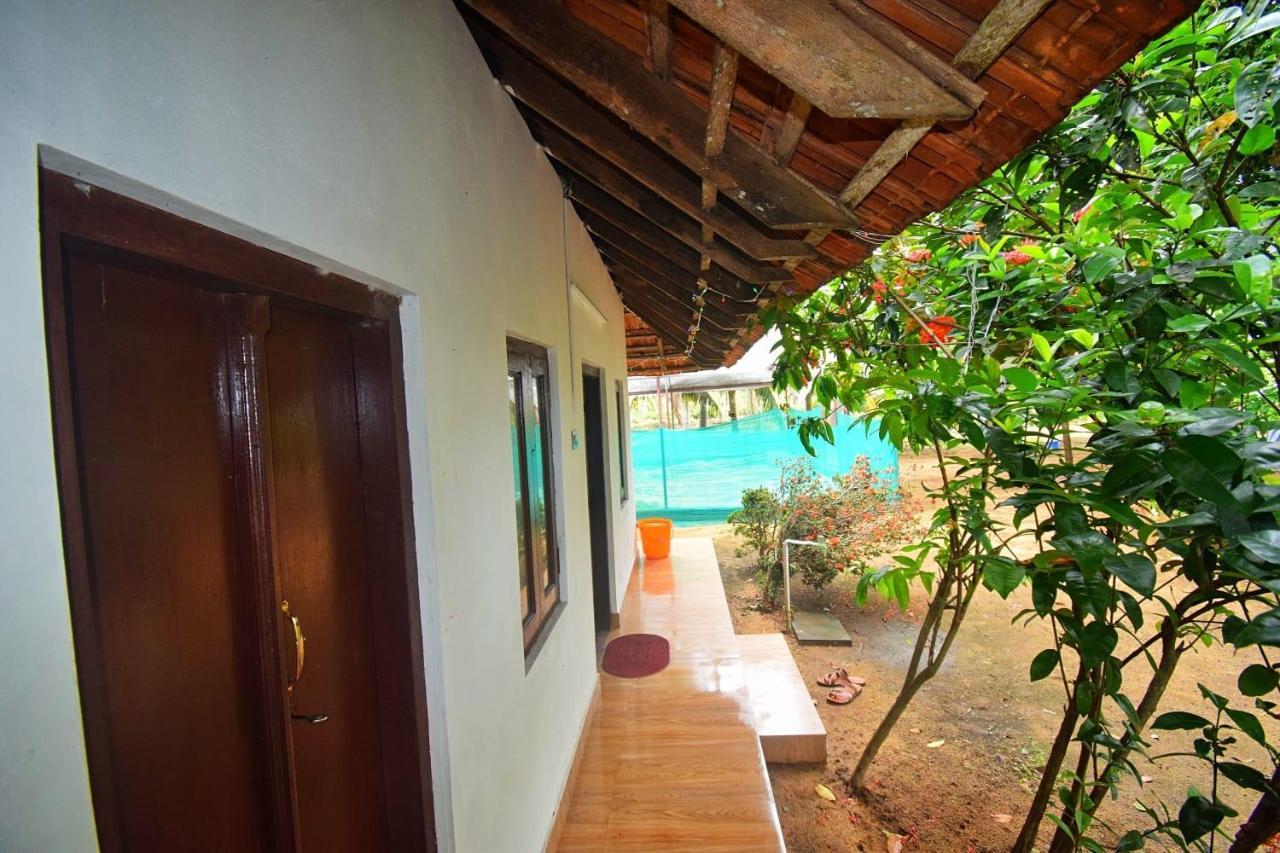 Munroe Inn Homestay Kollam Extérieur photo