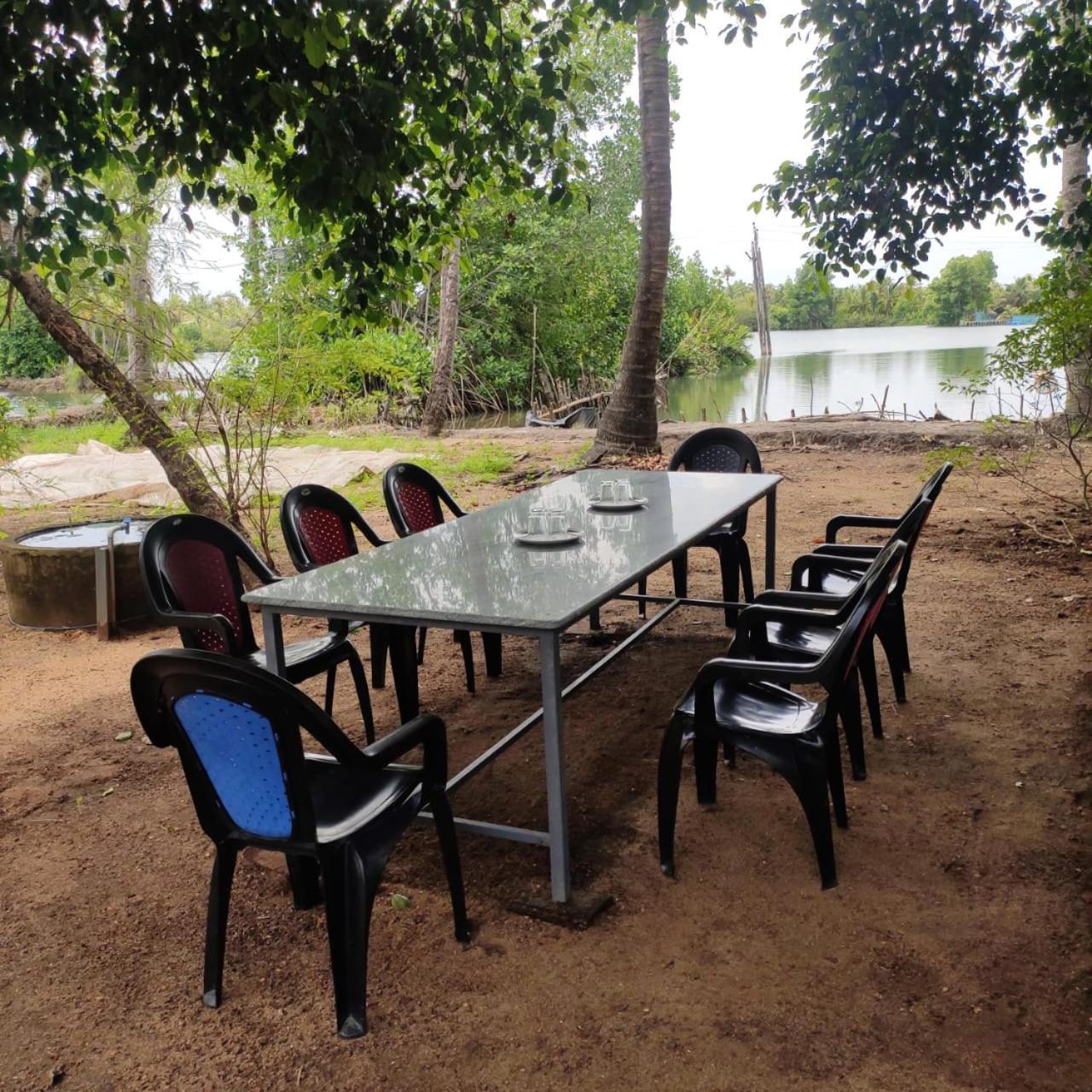 Munroe Inn Homestay Kollam Extérieur photo
